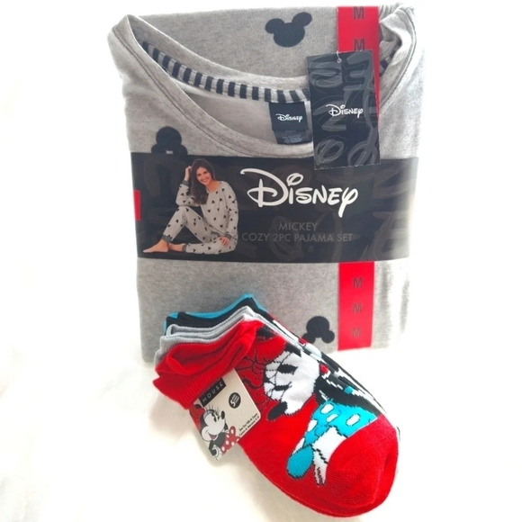 DISNEY Pajama Bundle NWT 😍 - Picture 1 of 11